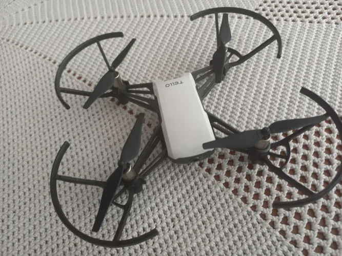 Drone DJI Tello com 4 baterias