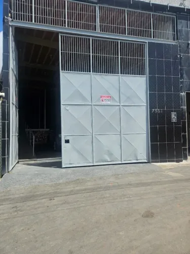 Galpão 215 m2 no Jordão - fácil acesso à BR-101