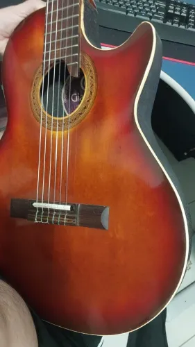 Violão Giannini Fiber II 1973 com Casco de Fibra Ovation - Uma Relíquia Única!