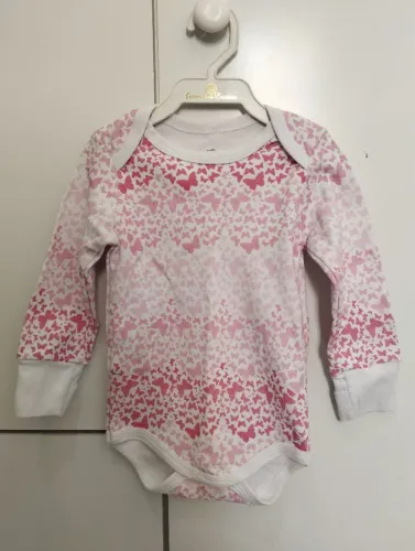 Body novo com manga luva, borboletas