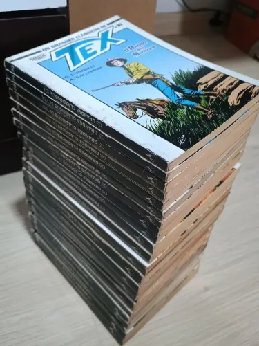 Coleção Os Grandes Clássicos de Tex - 16 Volumes Gibis HQs