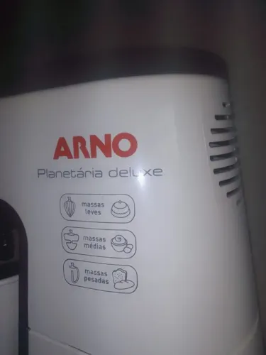 Batedeira Arno planetária Deluxe 227V 60HZ 300W