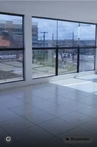 Excelente  Sala Ampla para Aluguel em Galeria no Francês