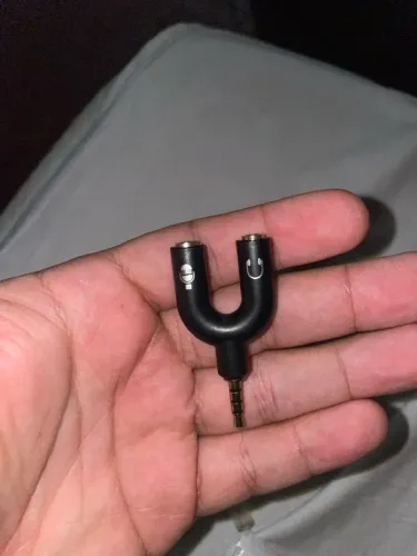 Adaptador P2 para Fone e Microfone