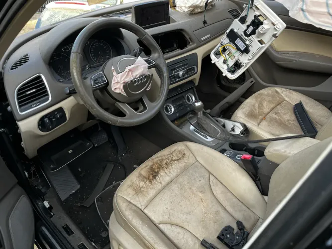 Sucata Audi Q3 2.0 T Quattro  peças 