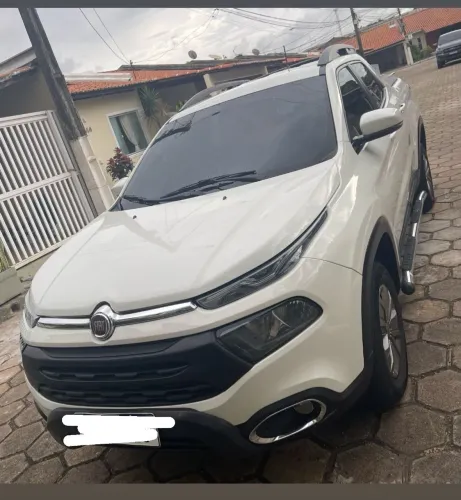 Fiat Toro freedom 1.8 flex