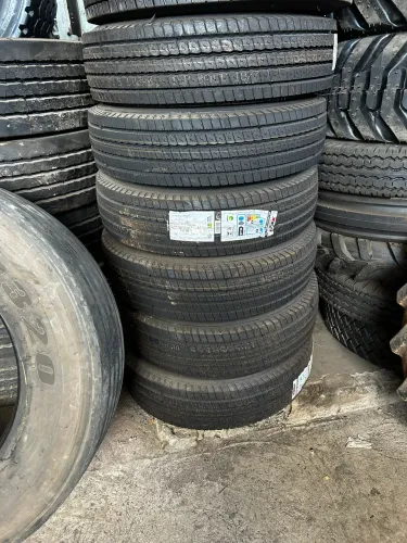 PNEU XBRI ECOPLUS 215/75R17.5 NOVO?