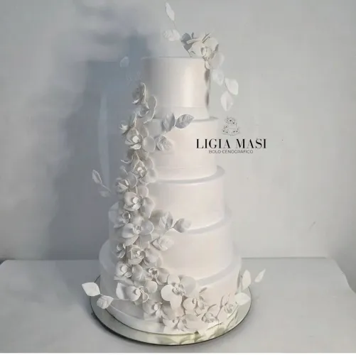 Bolo fake cenográfico Casamento 5 Andares
