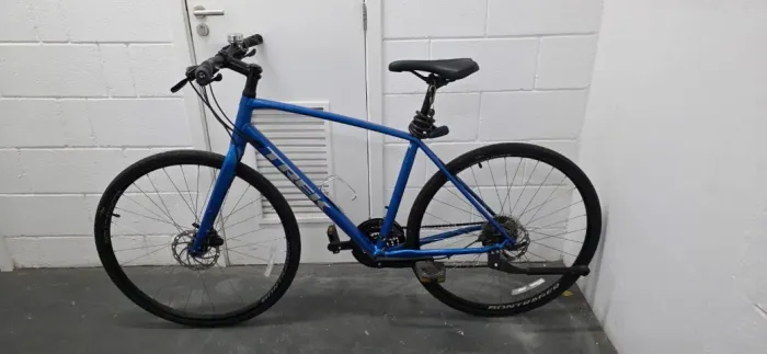 Bike Trek FX 2 - L - Otimo Estado (a retirar em São Paulo perto metro brooklyn)