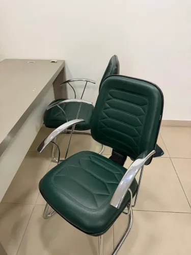 Vendo cadeiras para escritório em excelente estado 