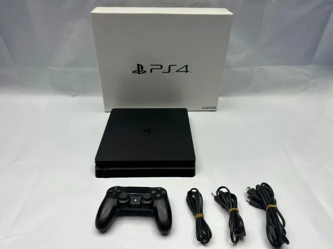 PlayStation 4 slim desbloqueado