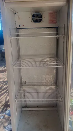 Freezer vertical 