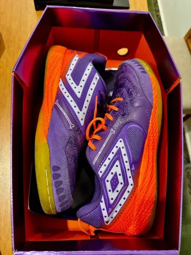 Chuteira Umbro pro 5 bump Dia dos mortos