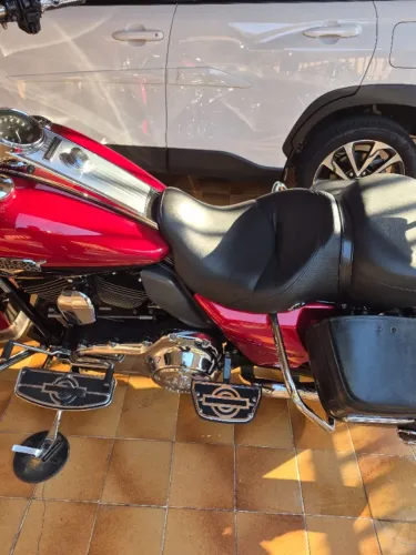 Harley Davidson Road King Classiqui ano 2013