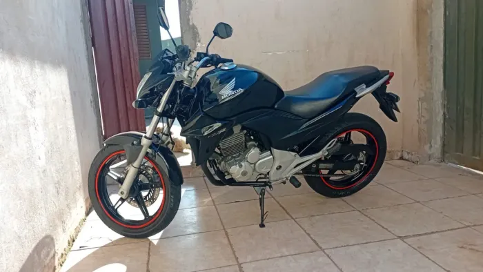 ? CB 300R 2013 Flex - 43 Mil Km - Aceito Carro na Troca ?