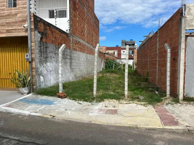 Terreno no Santos Dumont, conjunto rosa do Sol