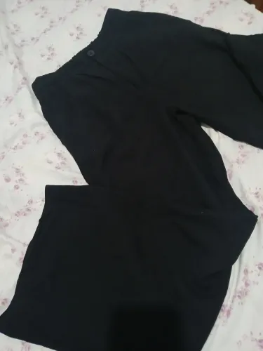 Calça preta de linho pantalona