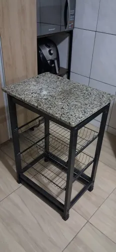 Fruteira de Chão com Tampo de Granito (3 Cestos) - Ótimo Estado!