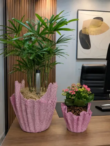 Artesanato vaso peça única feita a mão com dedicação de cada detalhe vaso
