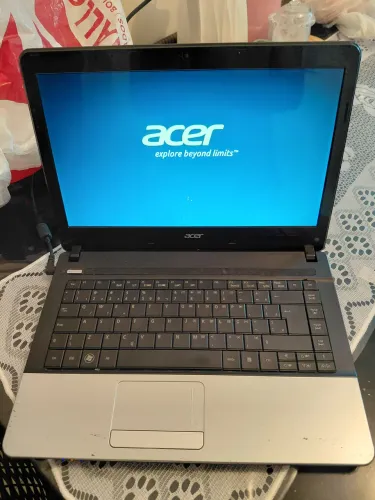 Notebook Acer Aspire E1-421