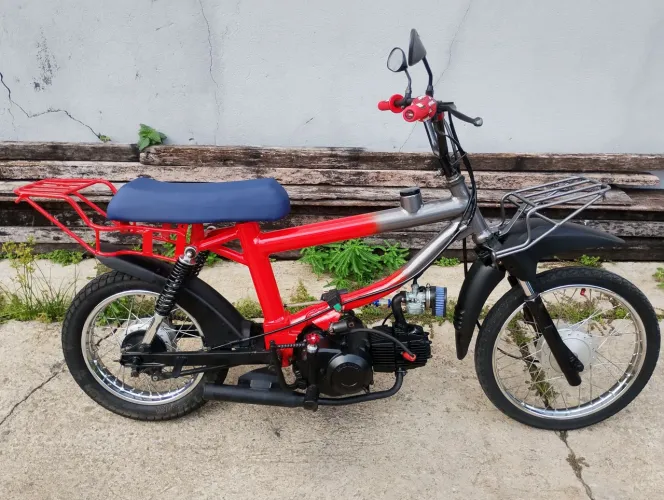 Vendo Bike com moto da Honda Biz 100 cilindradas