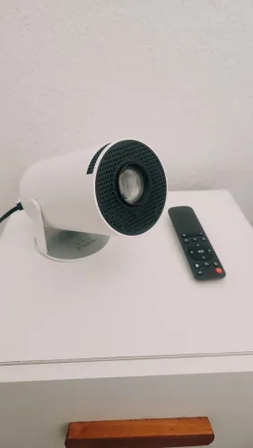 Projetor HY300