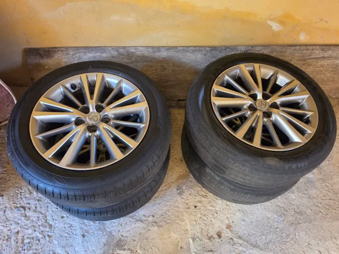 Rodas Originais Toyota Corolla 2017 a 2019 aro 16