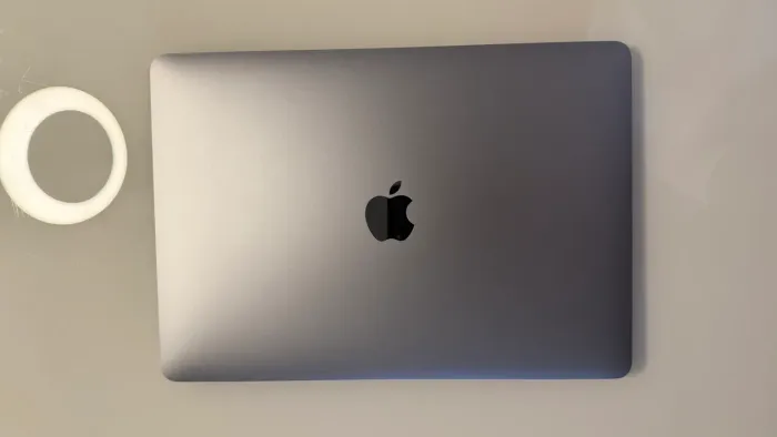 MacBook Air cinza/prata 2018 - ÓTIMO ESTADO DE CONSERVAÇÃO 