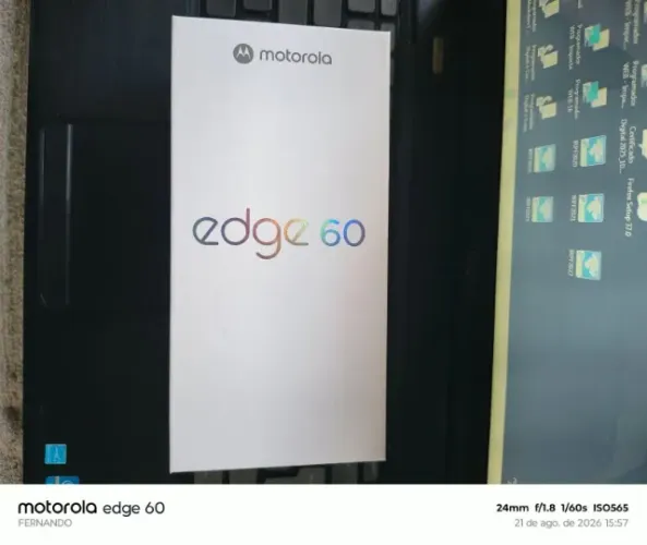 CELULAR EDGE 60 -512 GB NOVO