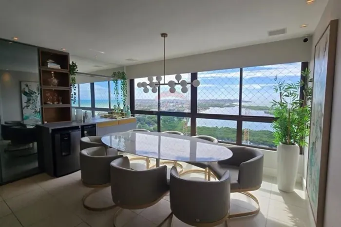 Apartamento de Alto Padrão na Rua da Aurora | 176m² | 4 Suítes | 3 Vagas | Andar Alto