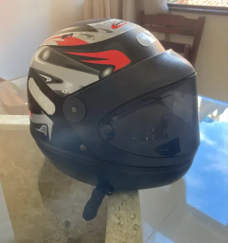 Vendo capacete SAN MARINO