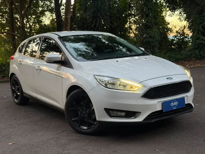 Ford Focus 1.6 S/se/se Plus Flex 8v/16v 5P 2018