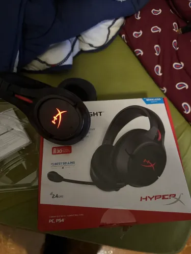 Headset Gamer Sem Fio HyperX Cloud Flight Completo