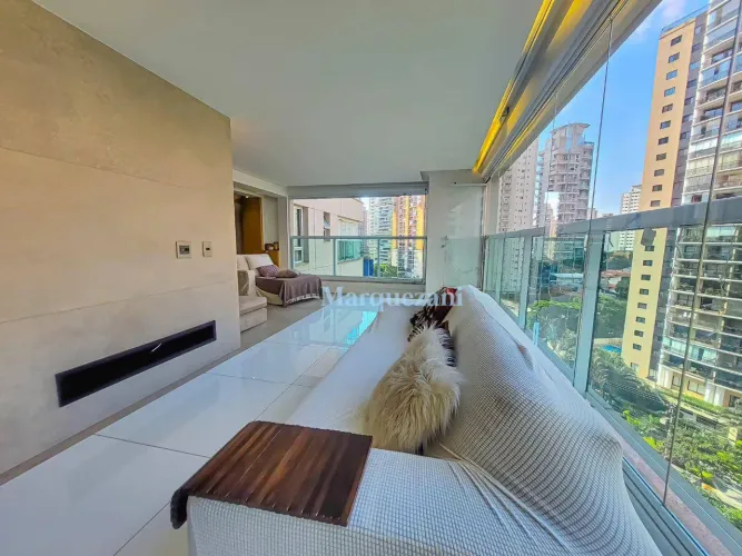 Condominio Hemisphere impecável em Moema!