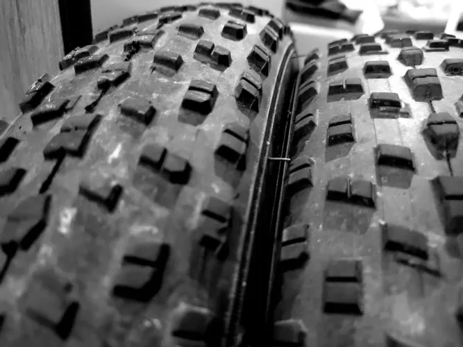 Par Pneus Seminovos Aro 20 x 4.0 Ebike Fat 