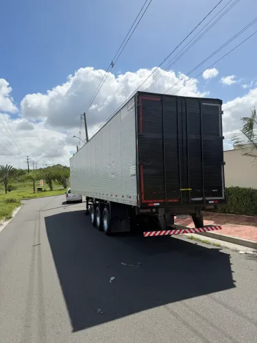 Carreta ls 28 paletes 2005 nova