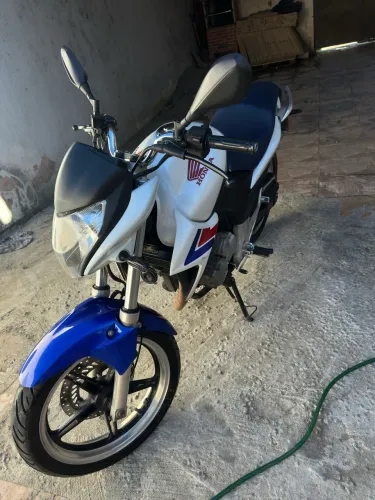 CB300R troco por 160 ou Factor