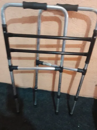 Andador Dobrável 