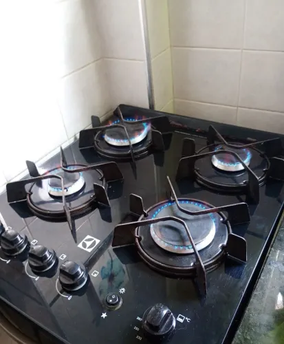 Fogão eletrolux TAMPO de vidro $490