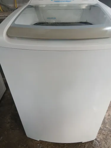 Máquina de lavar roupas