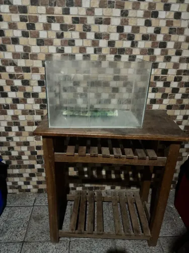 Mesa de angelim