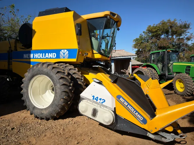 COLHEITADEIRA NEW HOLLAND TC5090-ANO 2019 primeira colheita 2020