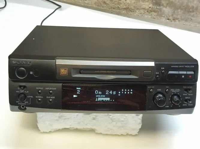Mini disc sony MDS-s38