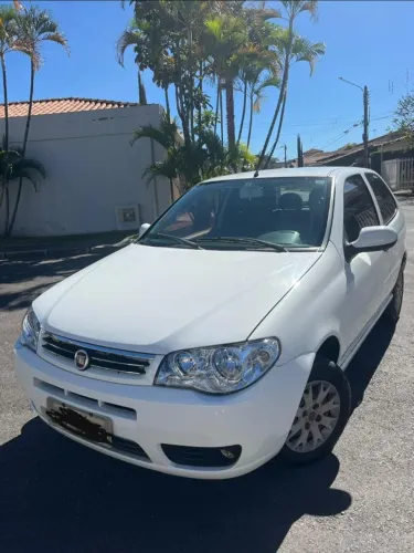 Fiat Palio Celebration 1.0 Fire Flex 8V 2P 2014