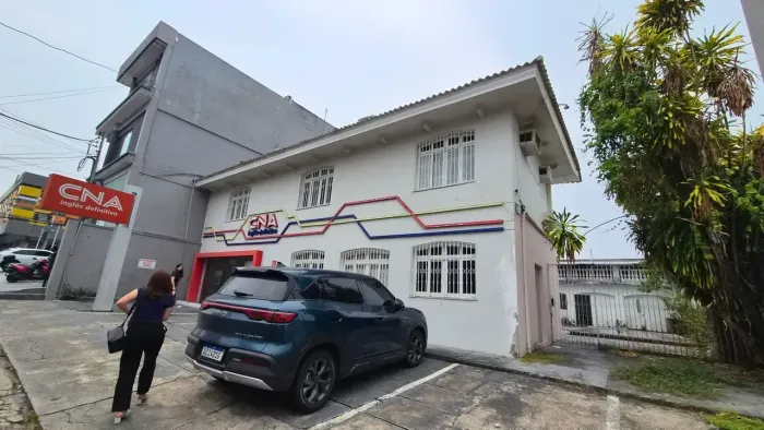 Excelente Ponto Comercial para Locação no Vieiralves  2 Andares, Múltiplas Salas e 7 Vagas