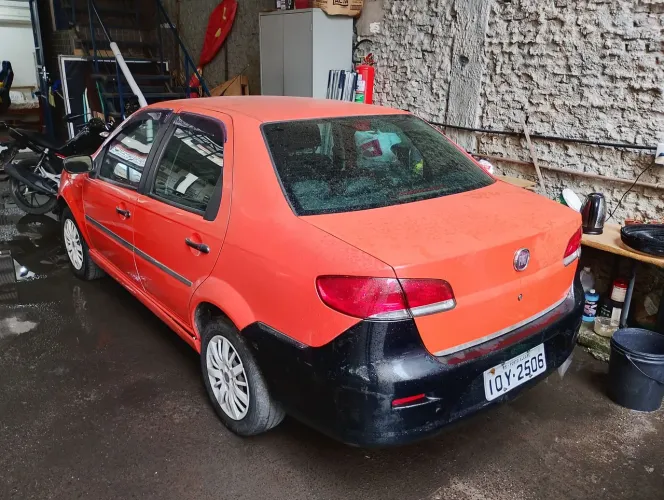 Fiat Siena Tetrafuel 1.4 MPI Fire Flex 8V 4P 2009
