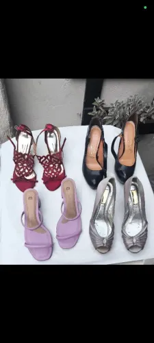 Sapatos femininos - Promoção 4 pares usados por 49,99 -A primeira leva tudo