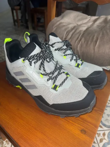 Tênis Adidas Terrex Original Continental Tam 42 - Pouco Uso