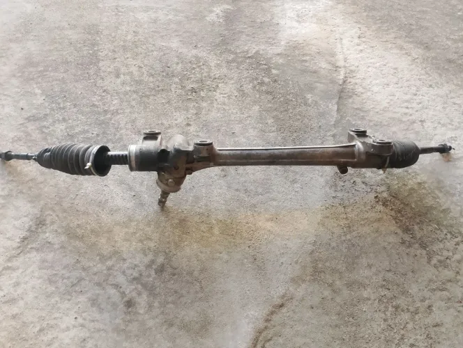 VENDO CAIXA DE DIREÇÃO ELÉTRICA DO COROLLA DE 2009 A 2014.