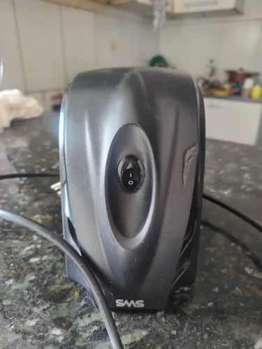 Vendo Estabilizador de Computador